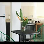 Room In Guest Room - Apartment With Blacony And Sea View