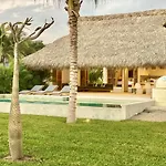 Eco Villas La Flia
