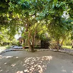 Casa Kuul, Elegant Fusion Of House And Garden.