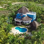 Casa Bibi Ac Wifi Starlink Kitchen Fully Equipped Swimming Pool Hot Water