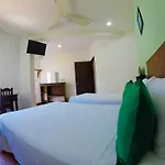 Hotel Puerto Piedra