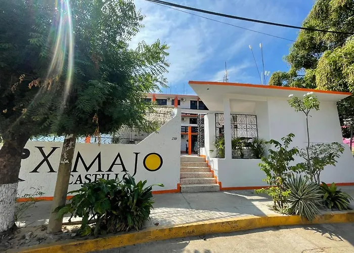 Ximajo Castillo
