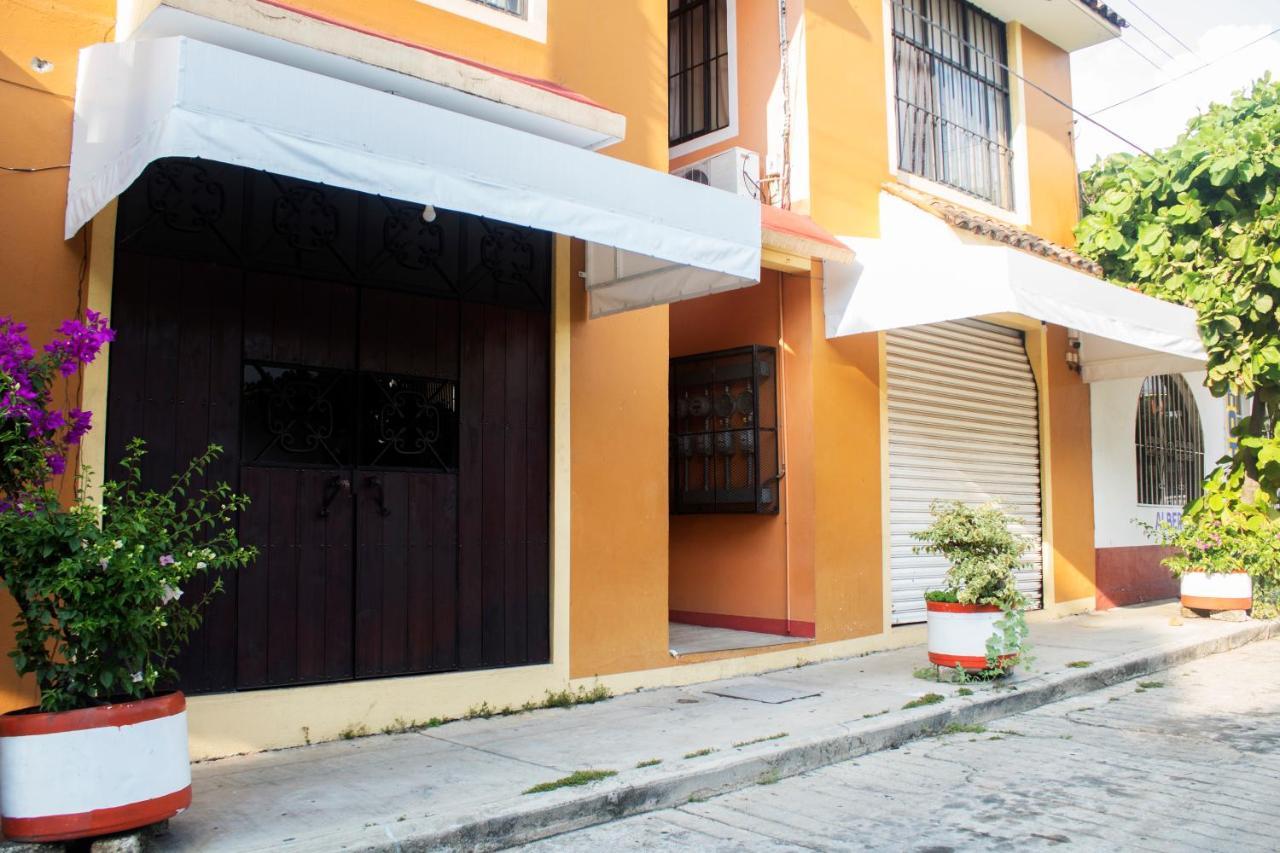 Lupita Hotel *