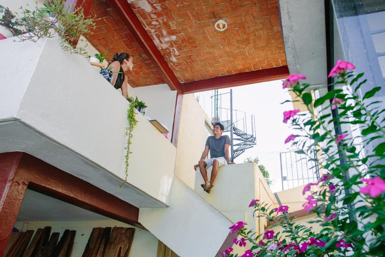 Residencia Artistica Hostel *