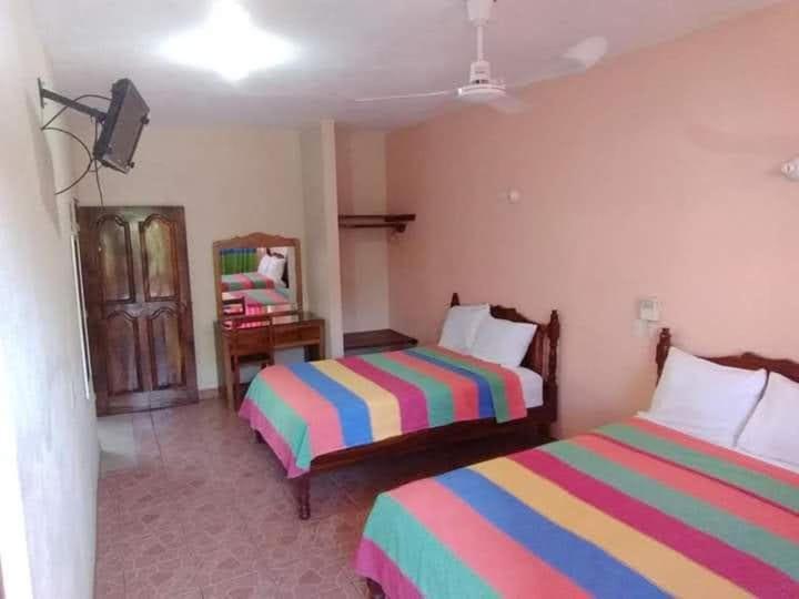 Chegue Hotel 2*