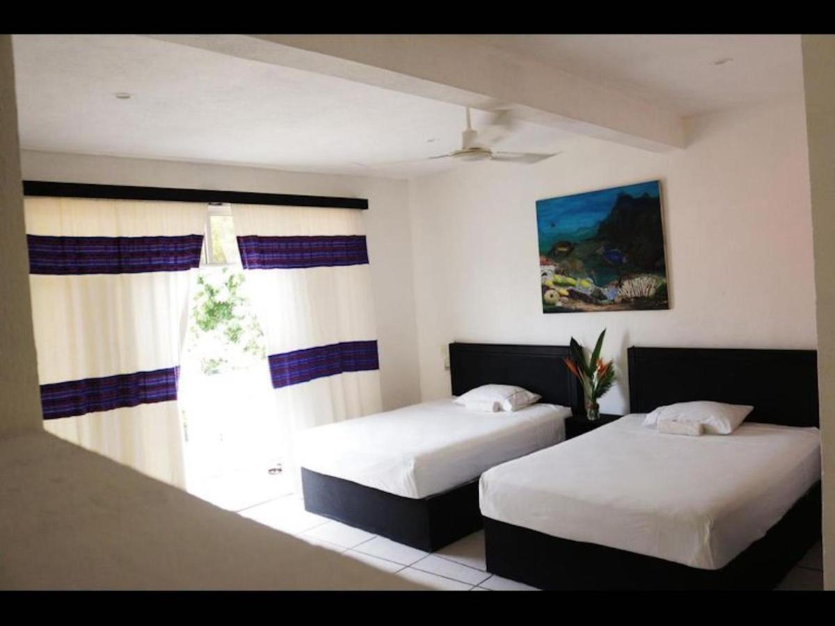 Pensión In Guest - With Blacony And Sea View