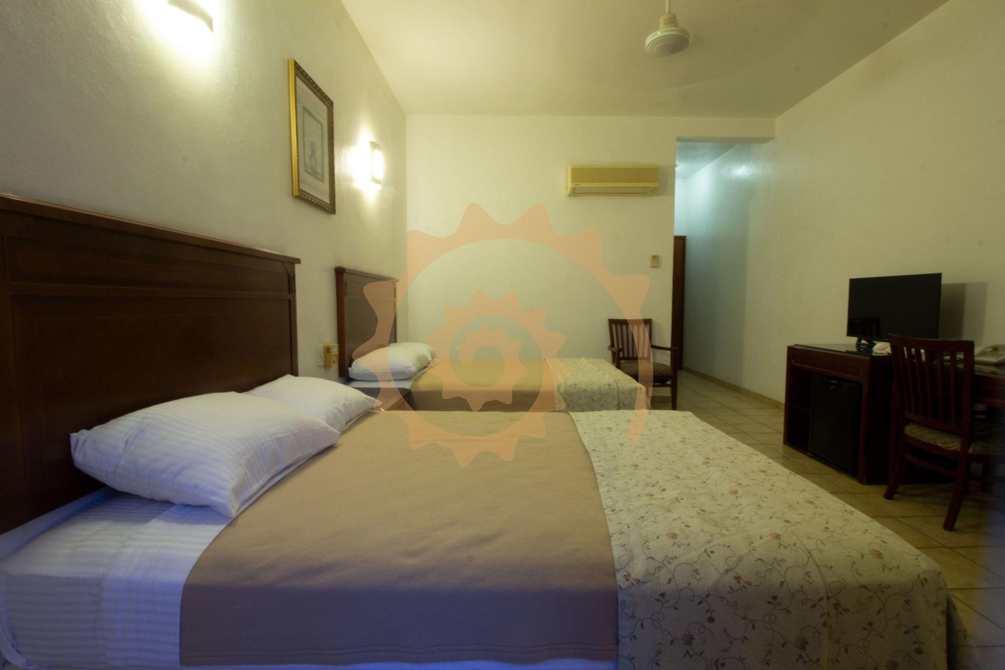 Caracol Plaza 3*