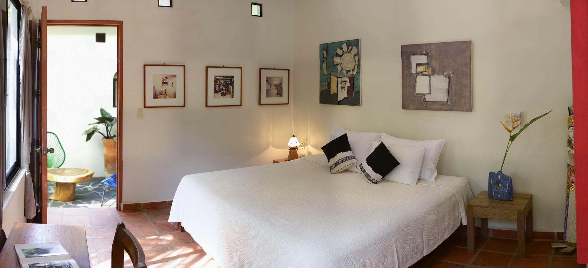 Mozart Y Macondo Hotel 3*
