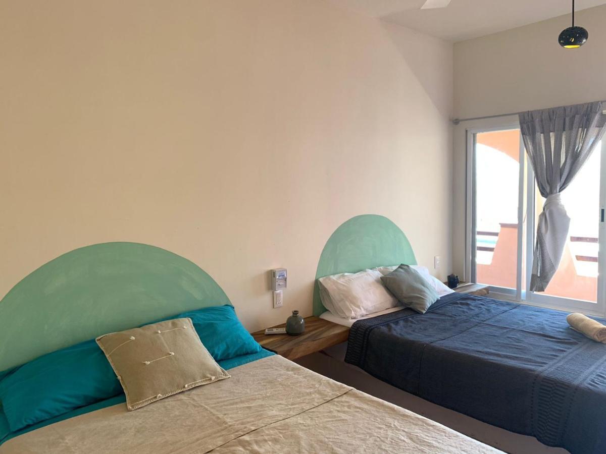 The Pineapple Mansion Hotel