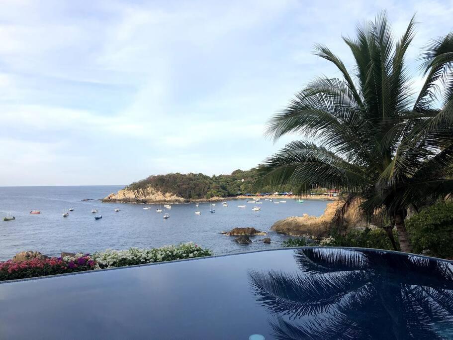 Infinity Pool With Spectacular Views Of The Pacific Ocean