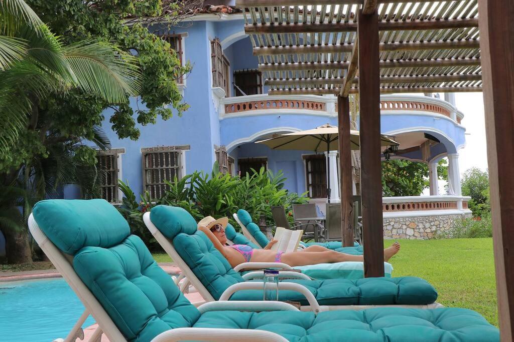 Del Puerto * Puerto Escondido (Oaxaca)