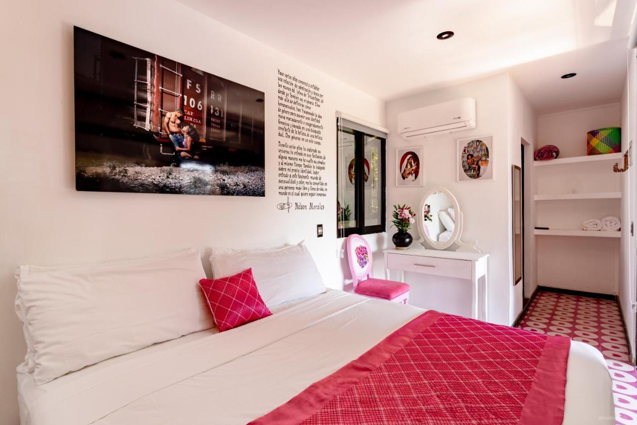 Container - Adults Only Hotel