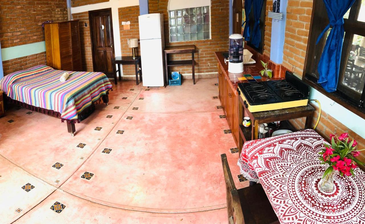 Hotel Ananda *