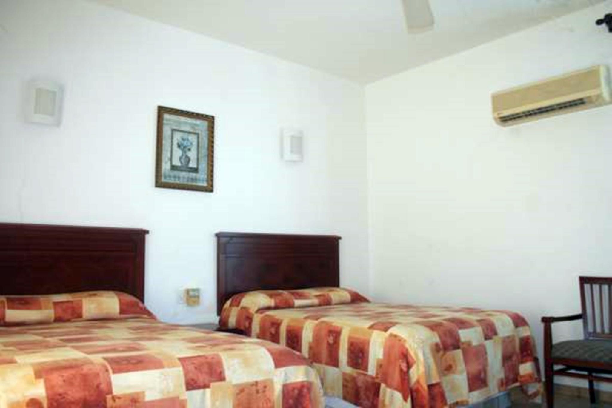 Caracol Plaza