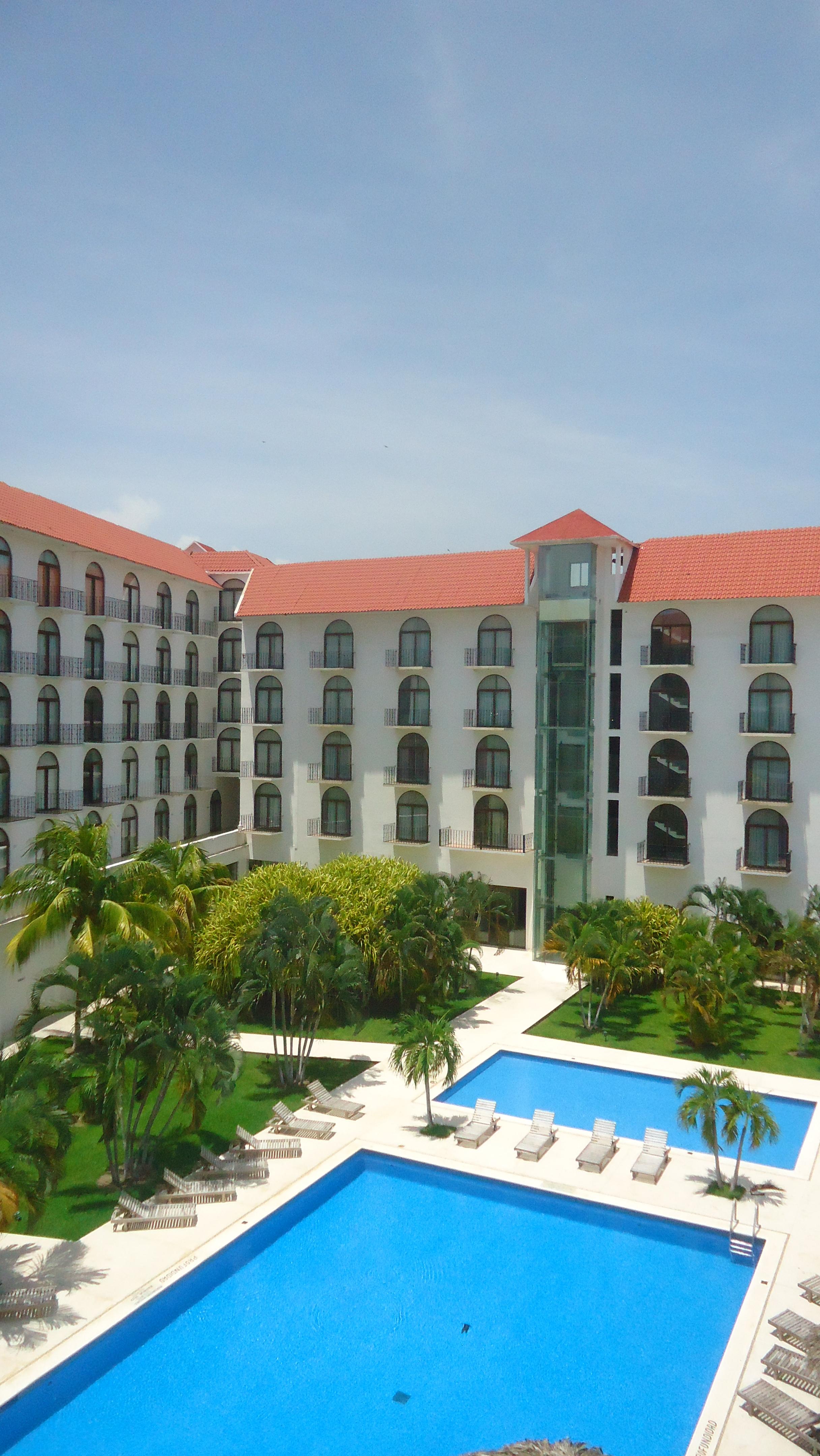 Caracol Plaza Hotel 3*