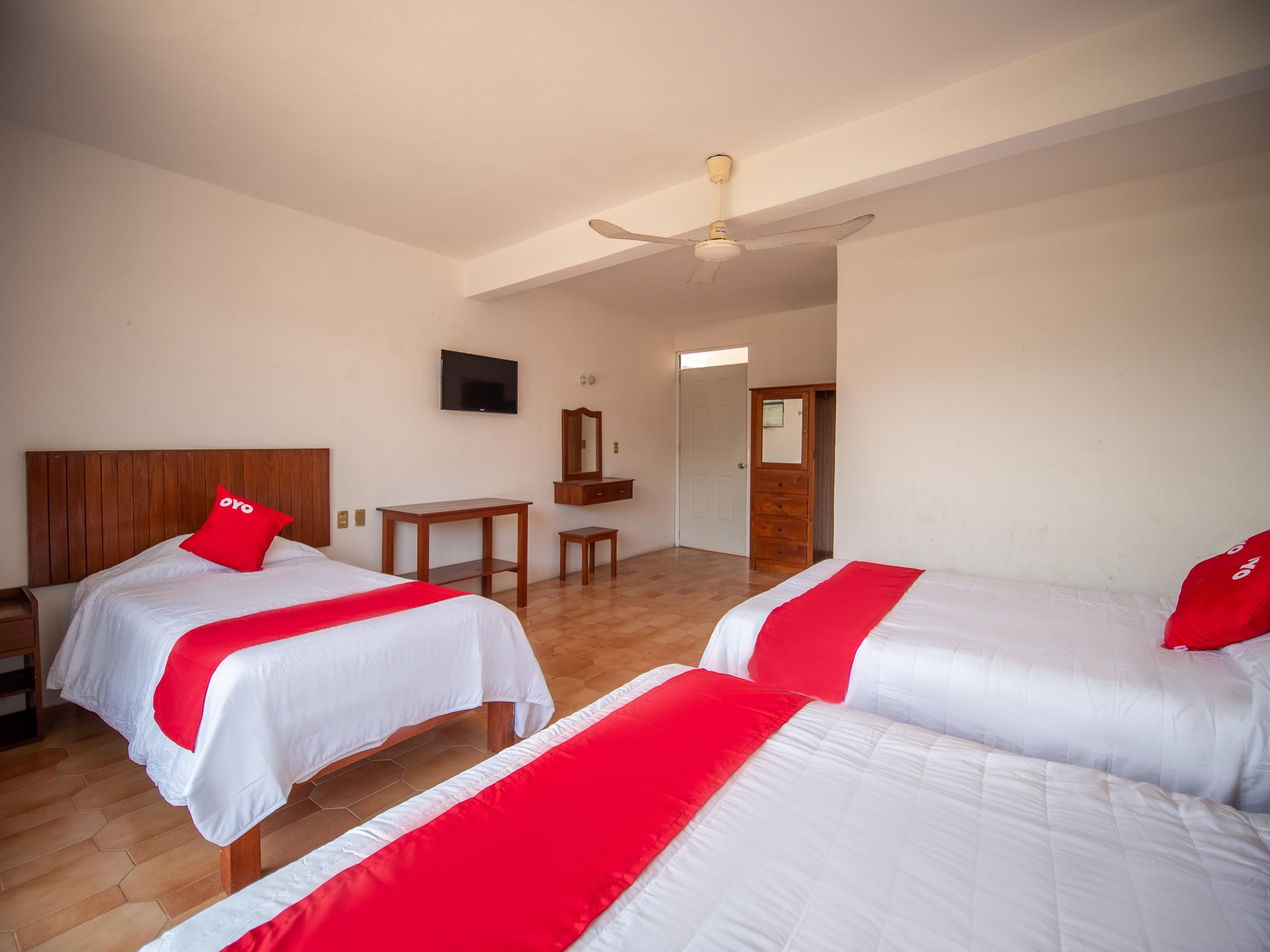 Oyo Arena Surf, Puerto Escondido Hotel 3*