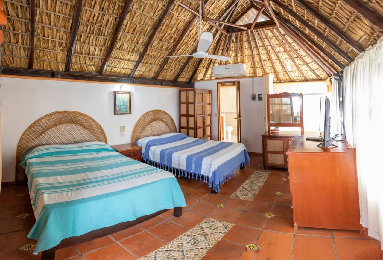 Y Acuario Hotel 2*