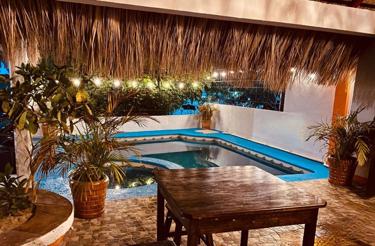 Ximajo Castillo Hotel Puerto Escondido (Oaxaca)