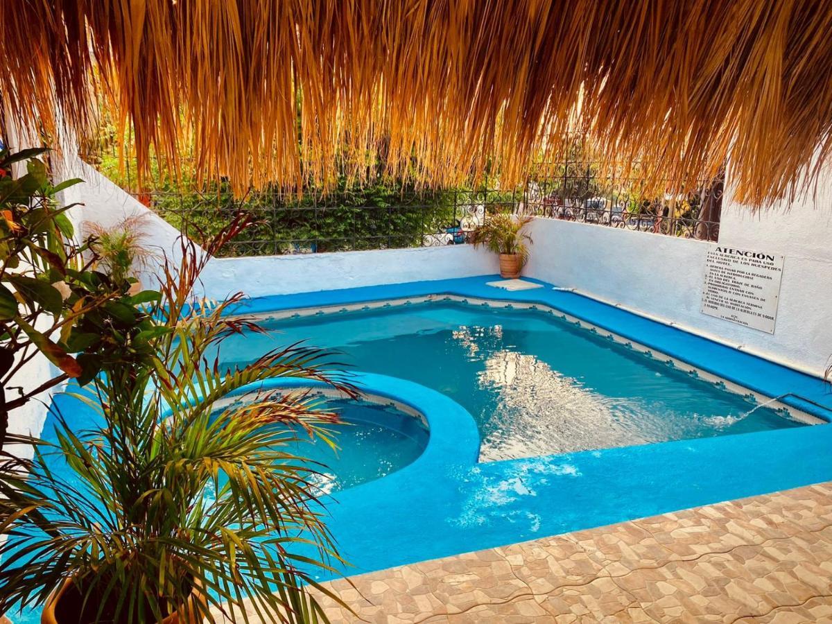 Hotel Ximajo Castillo