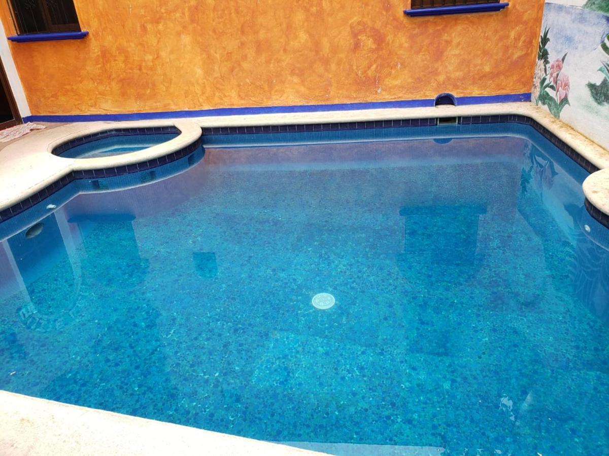 Le Petit Hotel *