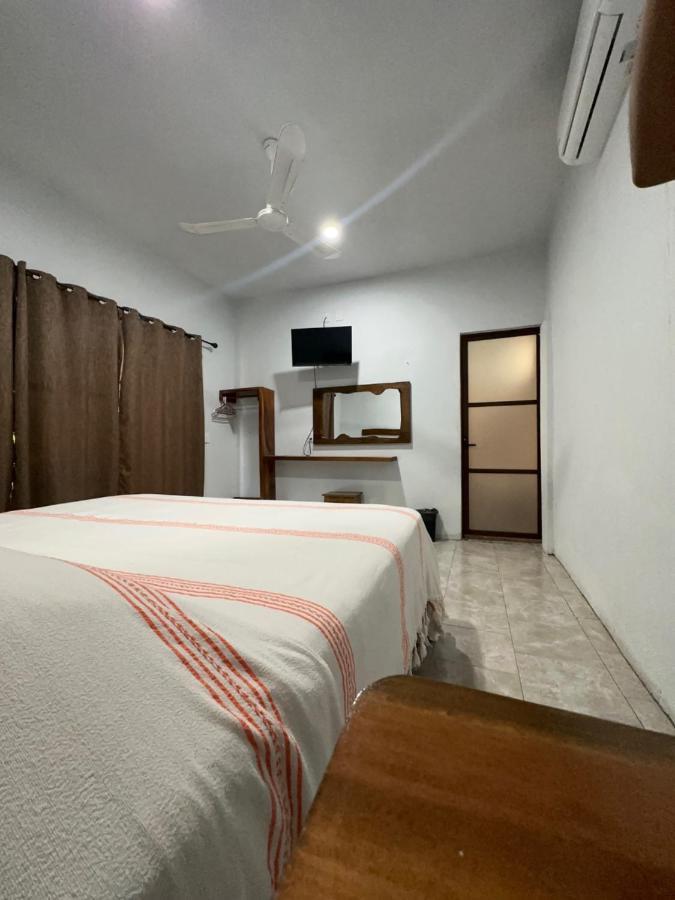 Pepe Hotel *