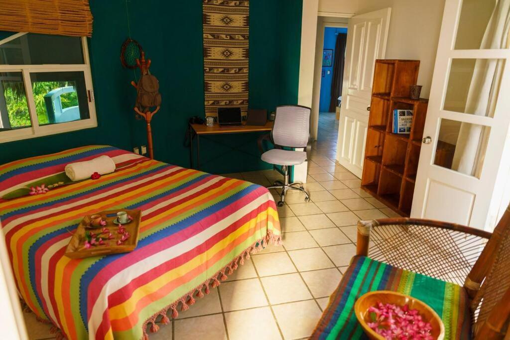 Casa Bibi Ac Wifi Starlink Kitchen Fully Equipped Swimming Pool Hot Water Puerto Escondido (Oaxaca)