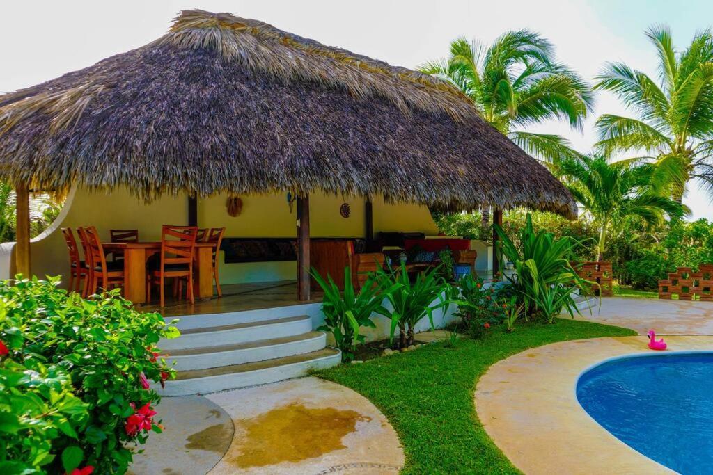 Villa Casa Bibi Ac Wifi Starlink Kitchen Fully Equipped Swimming Pool Hot Water