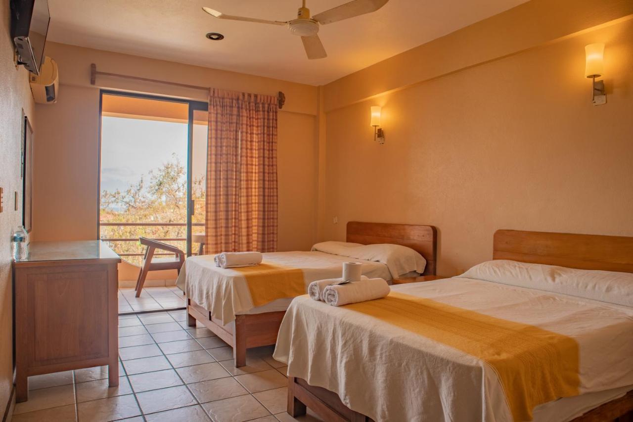 El Mirador 3*