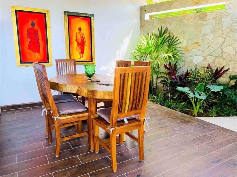 La Punta, 2 Bedroom Beach Bungalow With Private Pool & Starlink