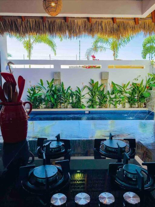 La Punta, 2 Bedroom Beach Bungalow With Private Pool & Starlink Villa *