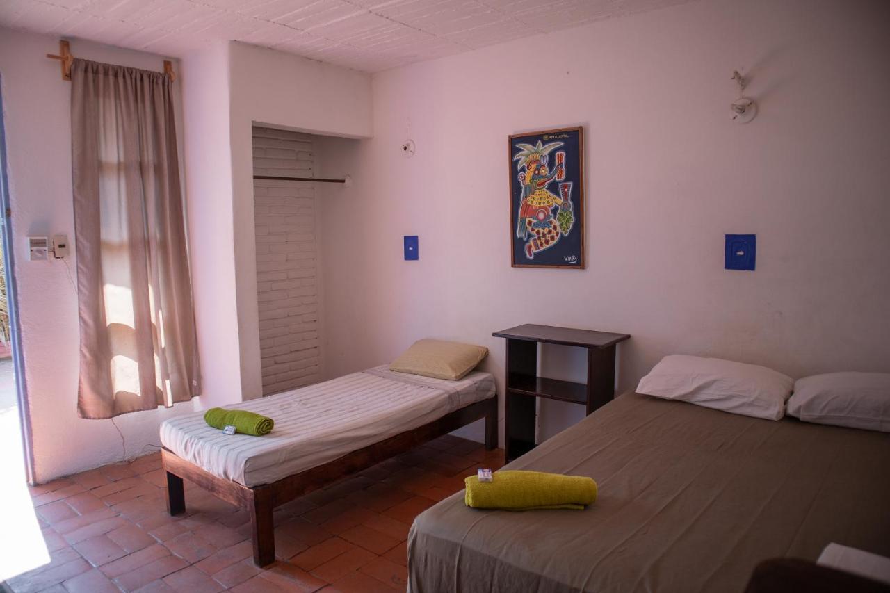 Shalom Hostel *