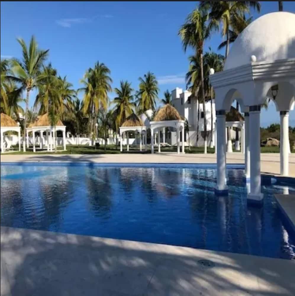 Aldea Del Bazar&spa Hotel 4*
