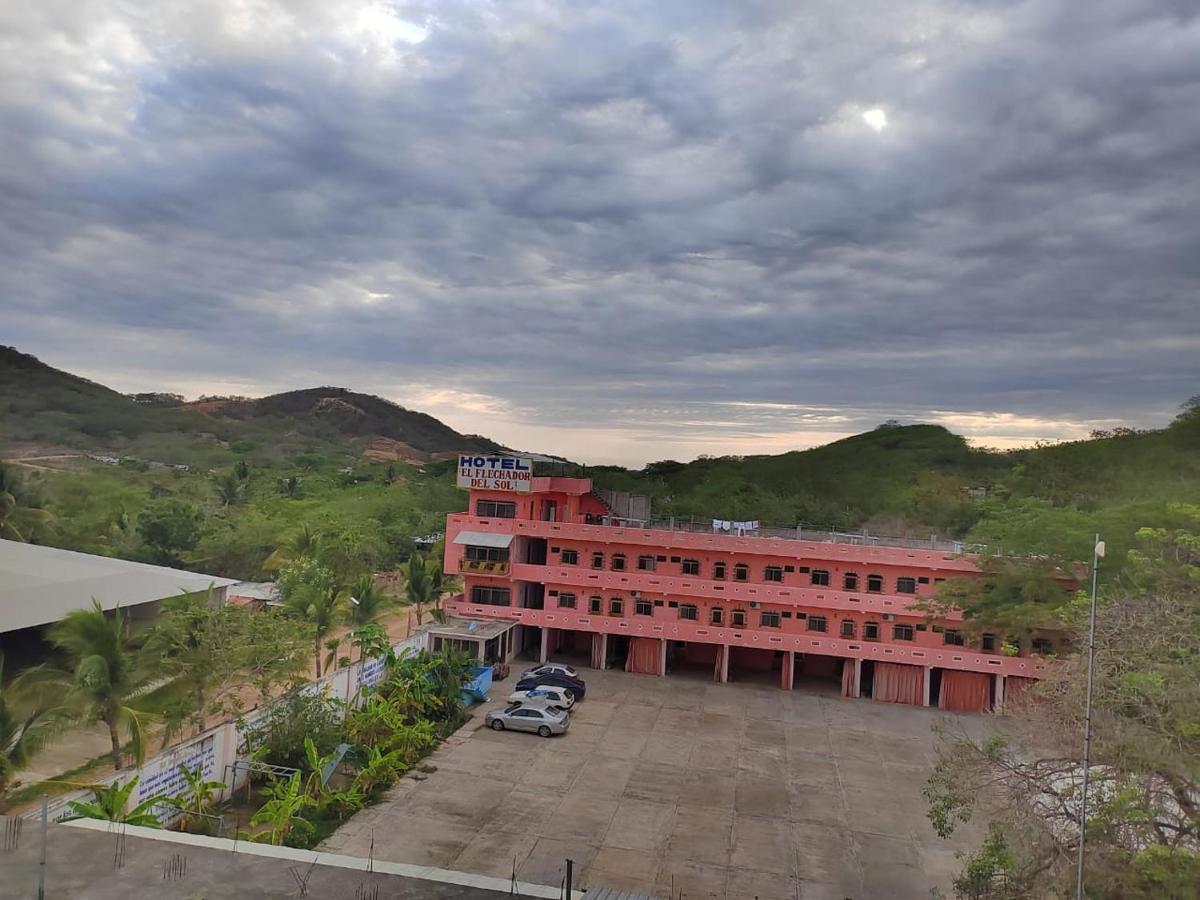 El Flechador Del Sol Aparthotel