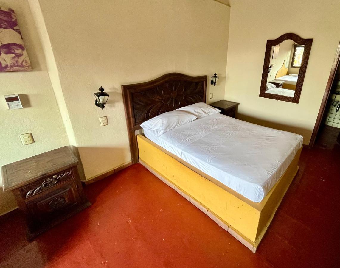 Rancho Escondito Hotel 3*