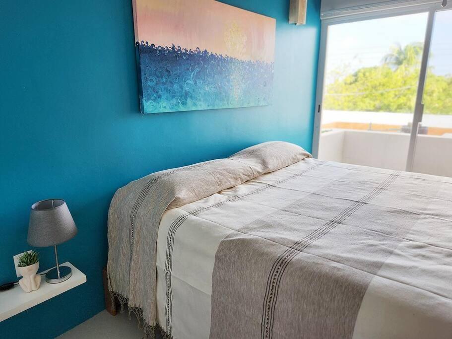 2bdr -rocks At Mikasa- Near Beach, Pool, King Beds, Ac, Fast Wifi