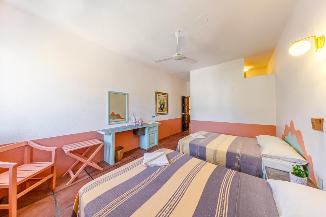 Flor De Maria Hotel 4*
