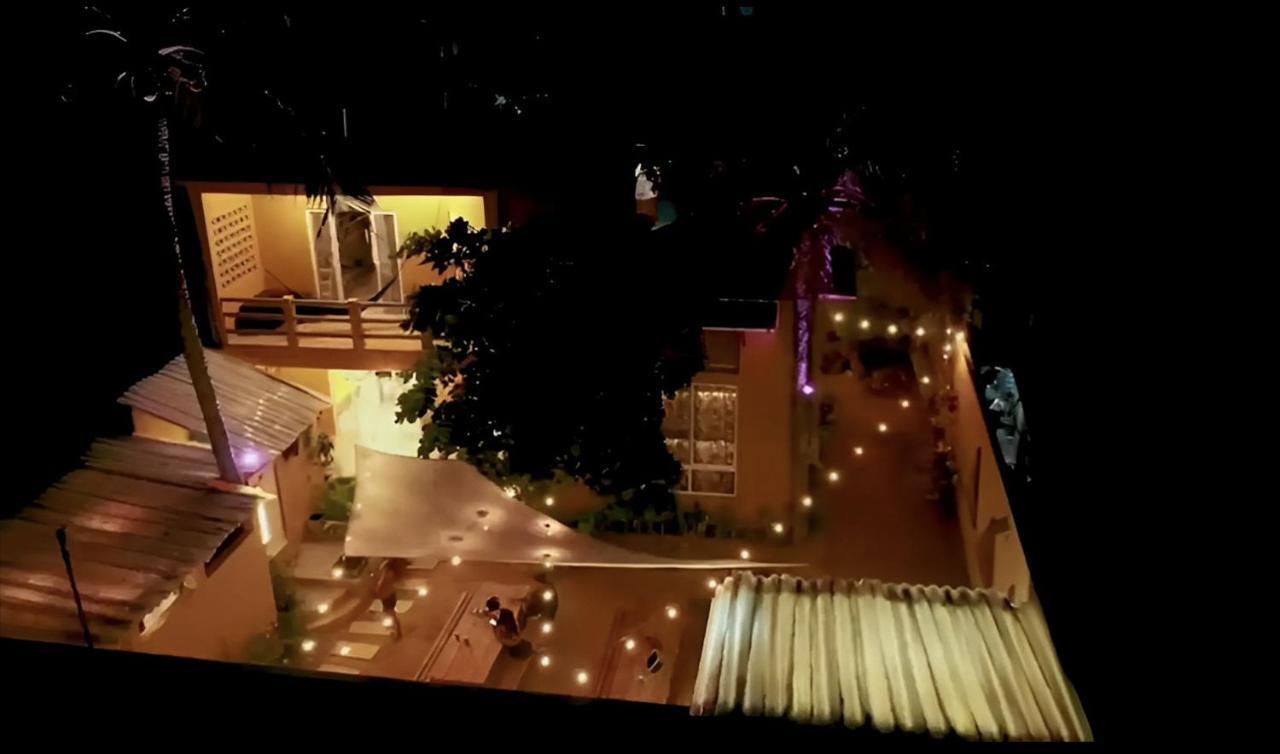 Hostel La Palmera *