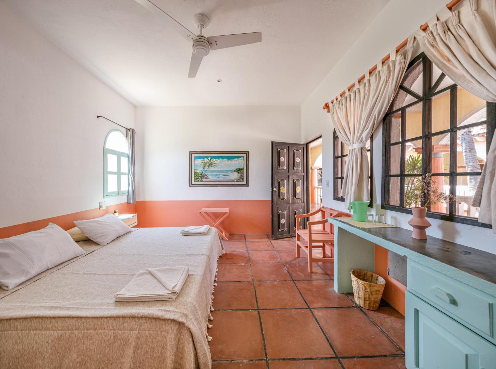 Hotel Flor De Maria Puerto Escondido (Oaxaca)