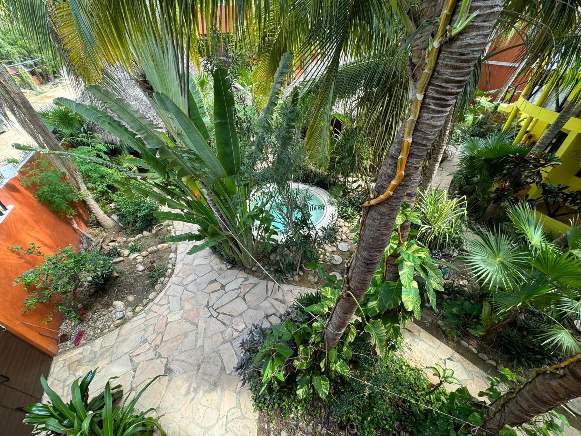 Apartahotel One Puerto Escondido *