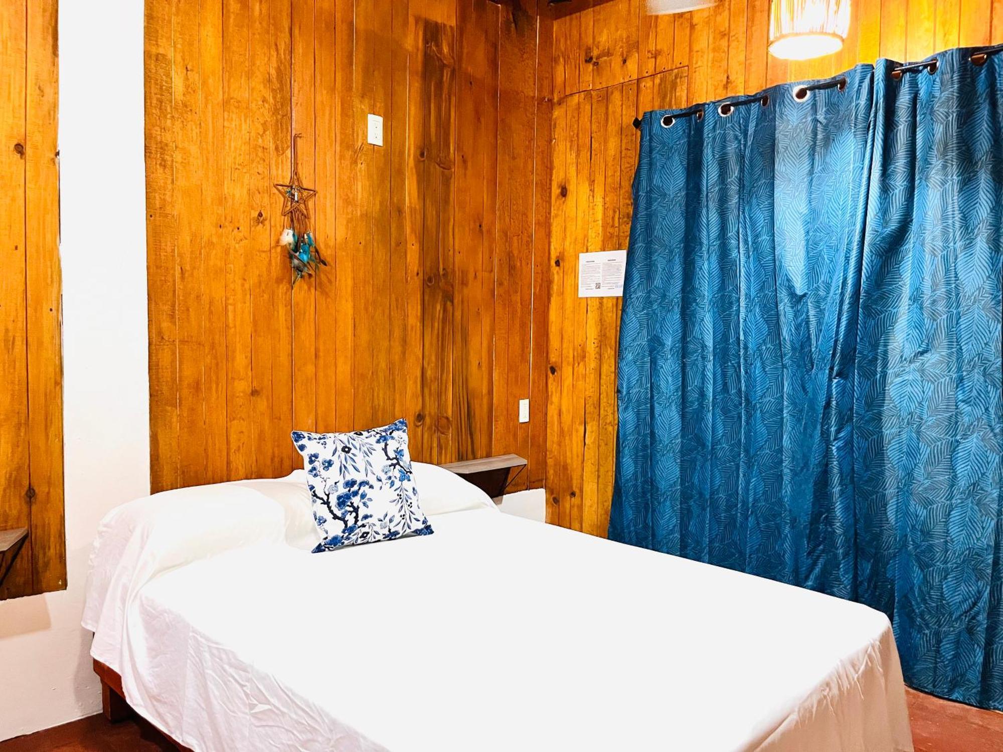 Camping Blue House *