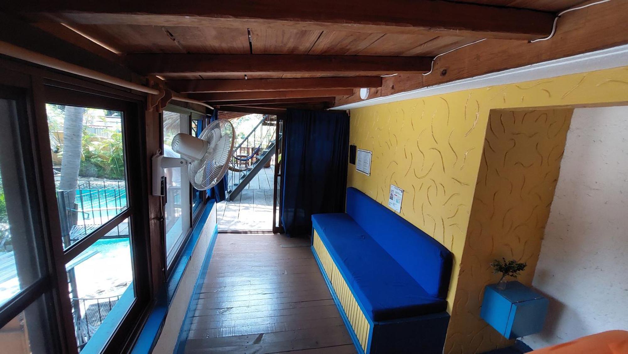 Hostal Tower Bridge *