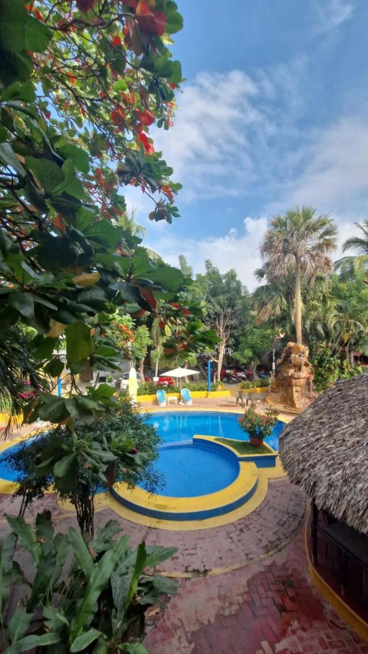 Hotel Y Acuario 2*