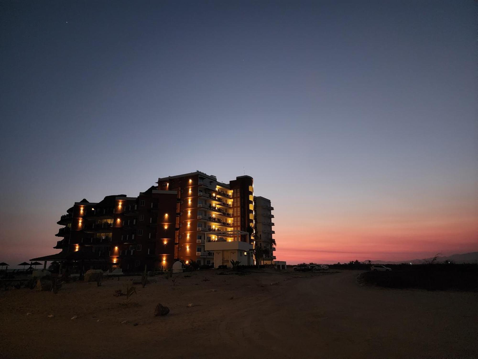 Beachfront In A Peaceful 8mi From Puerto Escondido