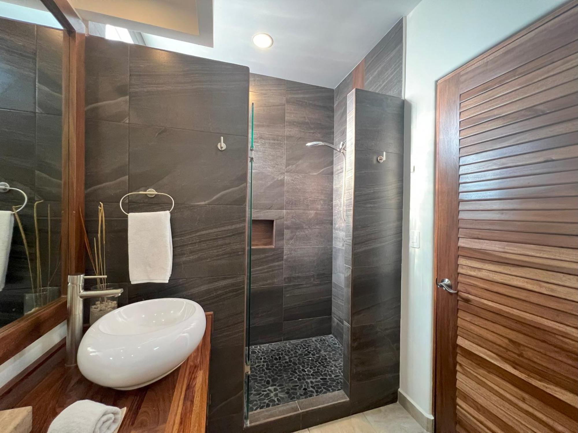 Beachfront In A Peaceful 8mi From Puerto Escondido Apartamento *
