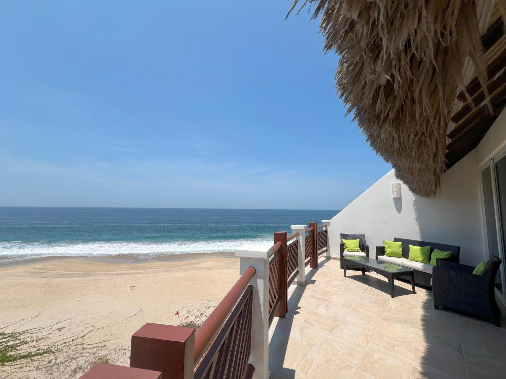 Beachfront In A Peaceful 8mi From Puerto Escondido Apartamento *