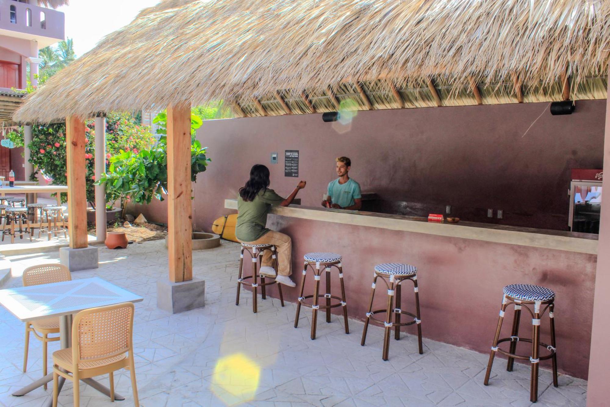 Hotel Viajero Puerto Escondido *