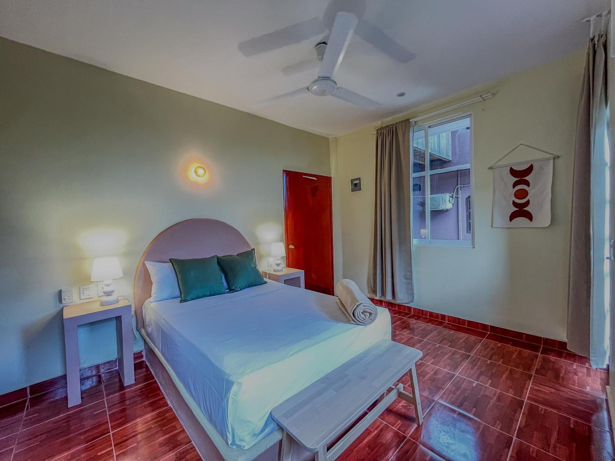 Hotel Viajero Puerto Escondido