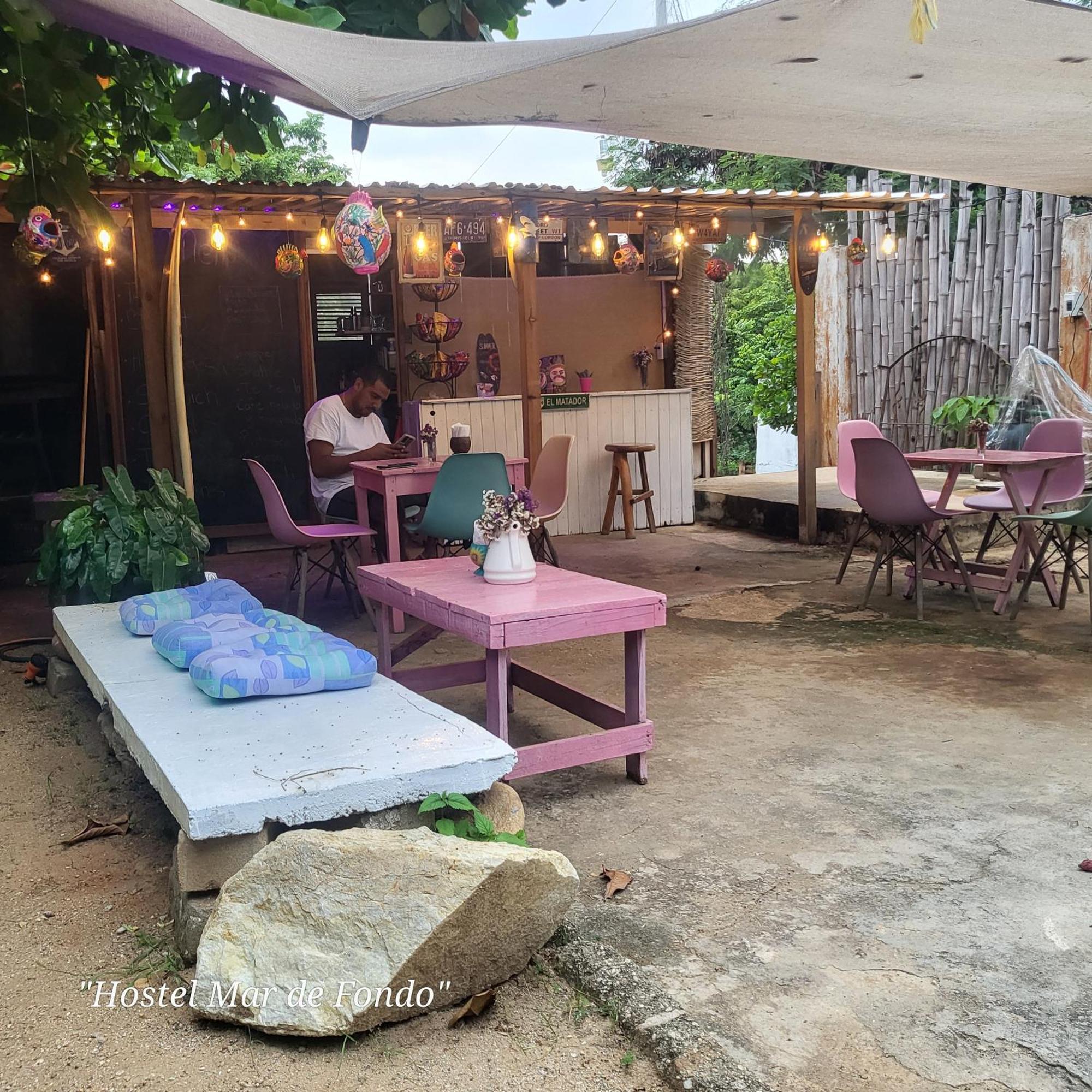 Mar De Fondo Bed & Breakfast *
