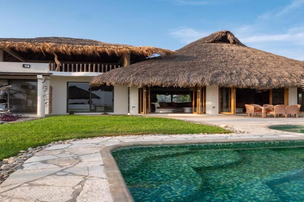Villa De Rocas *