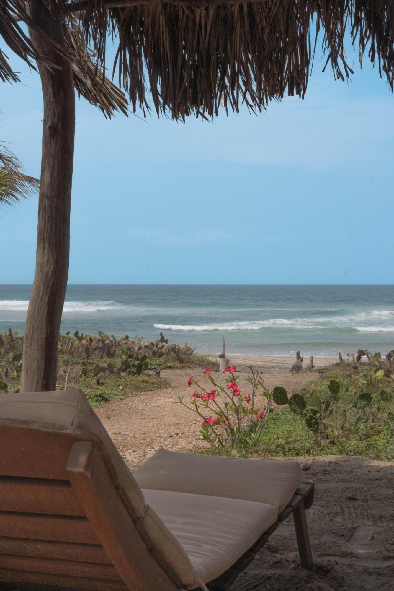 Adobe Frente Al Mar 2* Puerto Escondido (Oaxaca)